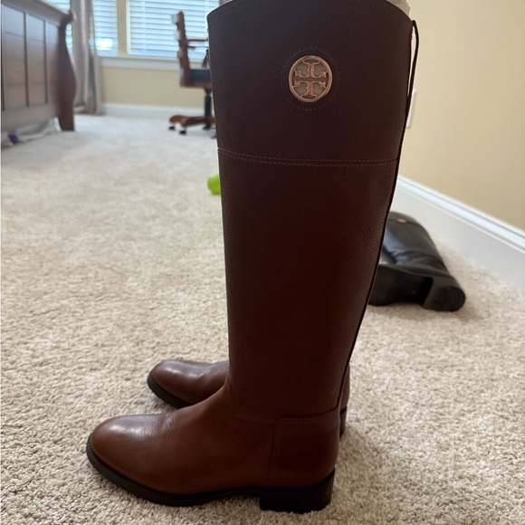 Tory Burch Brown junction Leather Riding Boots - Picture 2 of 4